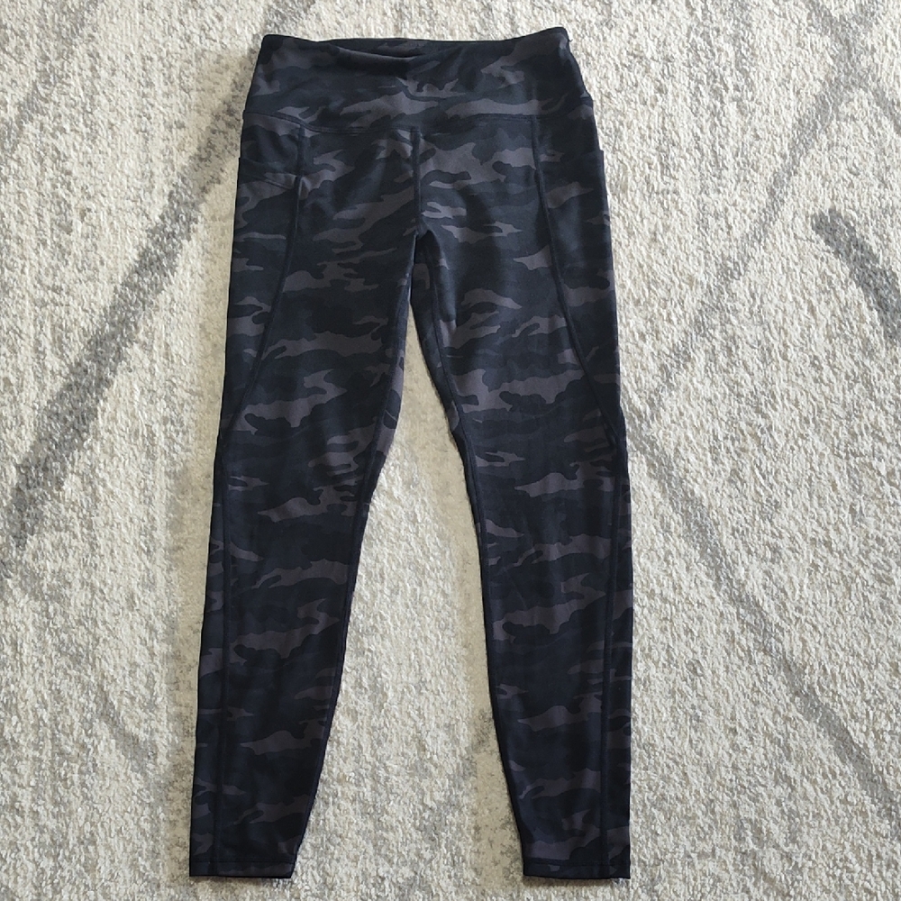 CNC Camo Leggings, Size S